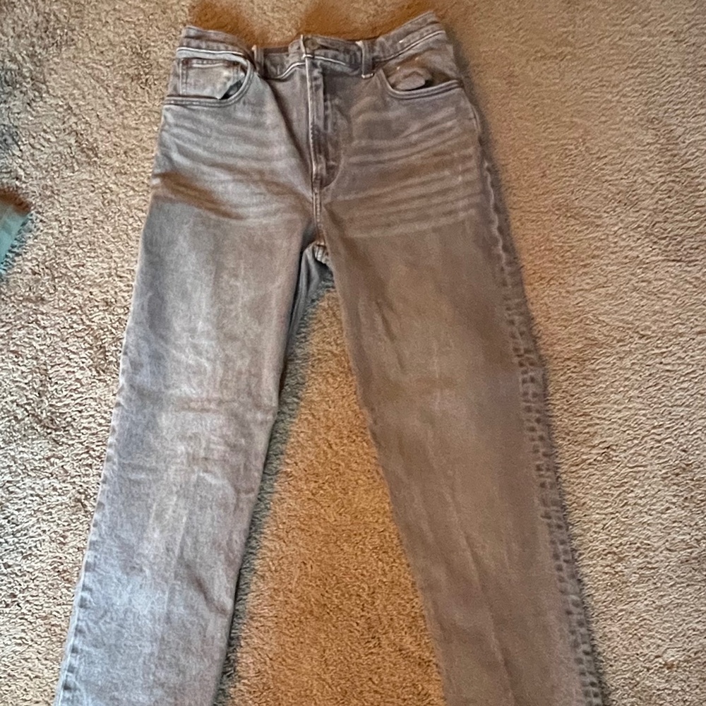 Women’s high waisted jeans